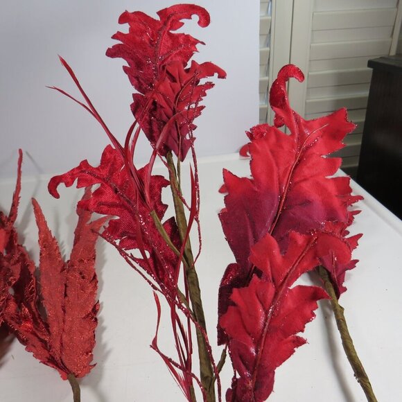 "Feather" (2) picks metallic (2) glittered (double sided) floral filler True Red - Picture 5 of 11